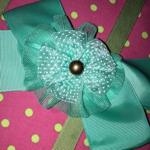 Teal bow